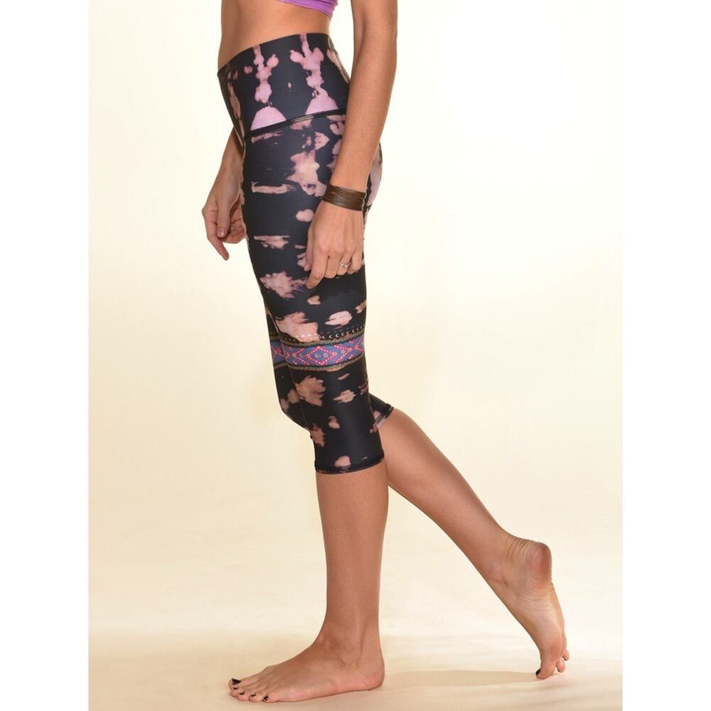Teeki Leggings Crop Cusco Rambler S Pilates Yoga Anti Microbial Boho Festival